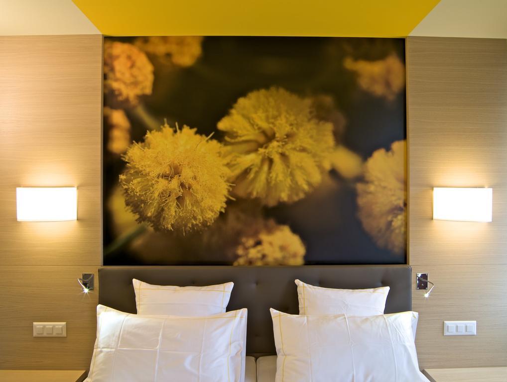 Charme Hotel Barbate Tegna Rum bild