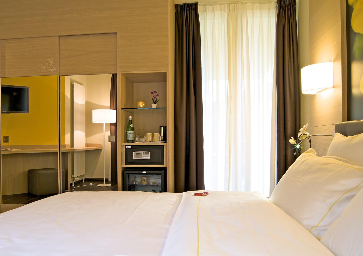 Charme Hotel Barbate Tegna Exteriör bild